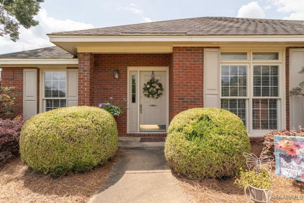 501 Red Oak Court