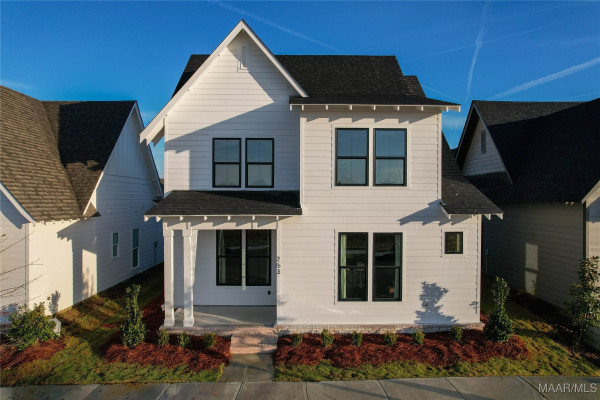 88 Blackberry Boulevard