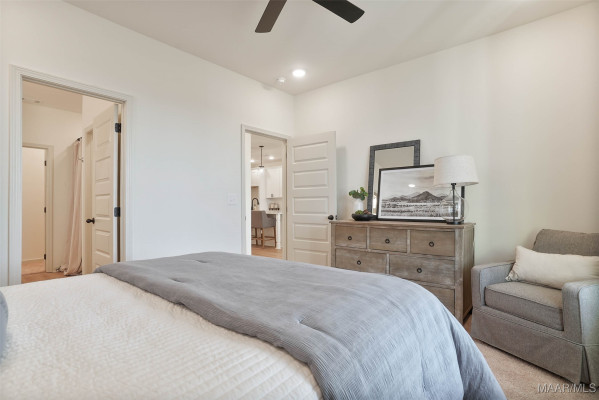 88 Blackberry Boulevard