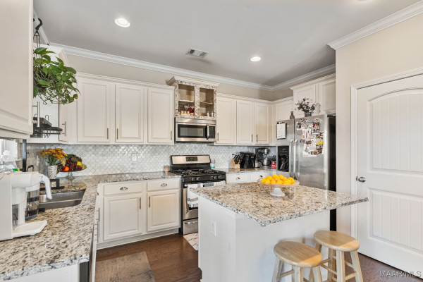 9307 Alpine Park Court