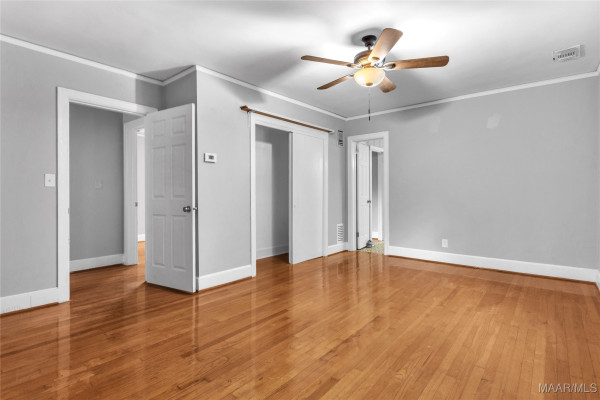 2035 Commodore Circle