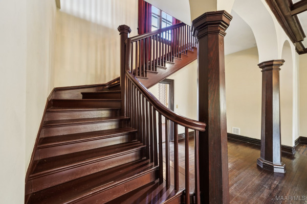 1311 Woodward Avenue