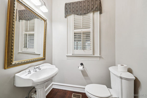 1311 Woodward Avenue