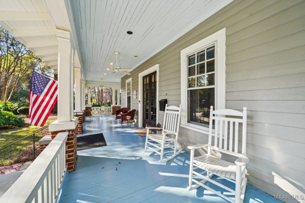 1311 Woodward Avenue