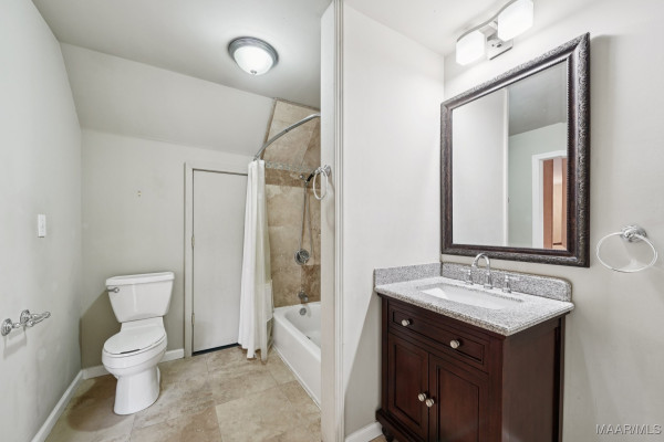 1311 Woodward Avenue