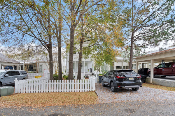 95 Chapel Hill Street