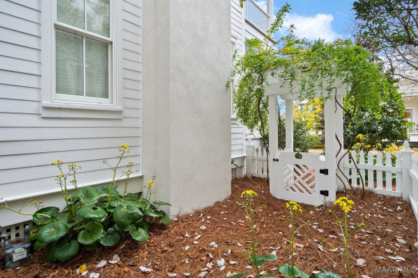 95 Chapel Hill Street