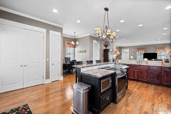 95 Chapel Hill Street