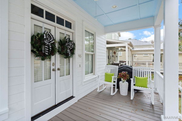 95 Chapel Hill Street