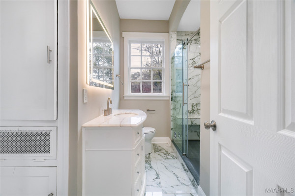 3394 Cloverdale Road