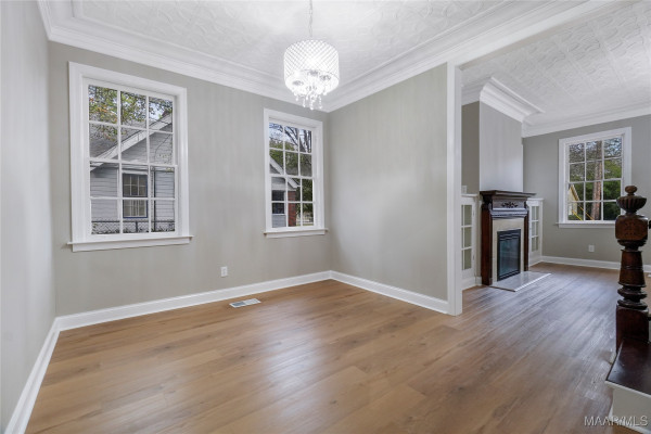 3394 Cloverdale Road