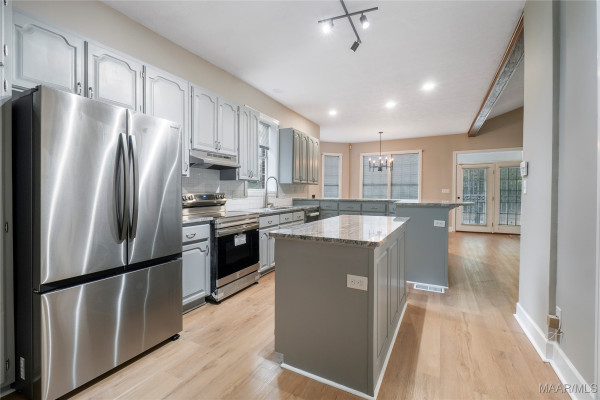 3394 Cloverdale Road