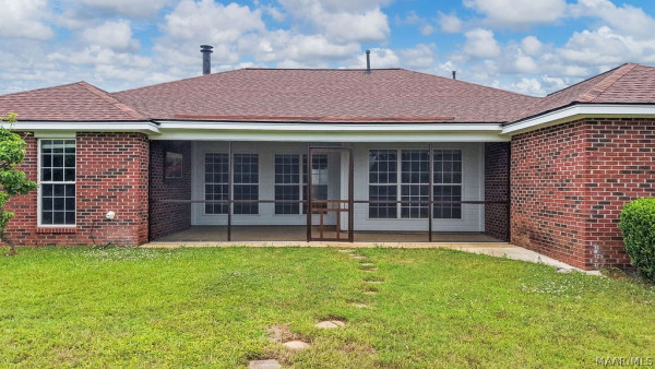 241 Lakeshore Drive
