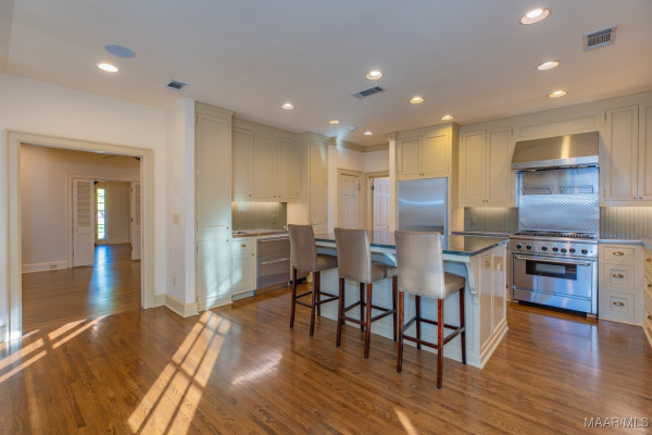 3317 Bankhead Avenue