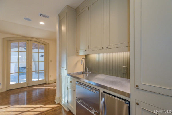 3317 Bankhead Avenue