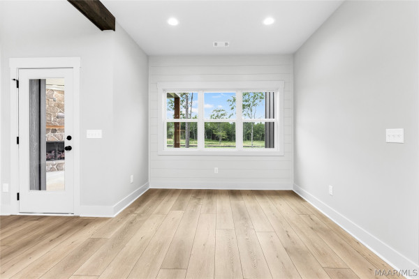 51 Lorie Lee Loop