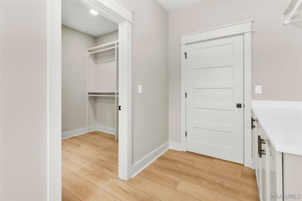 18 Lorie Lee Loop