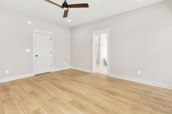 18 Lorie Lee Loop