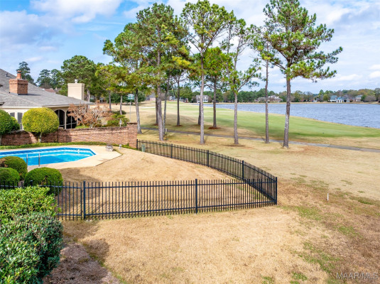 8189 Longneedle Place