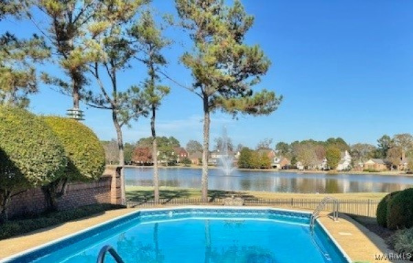 8189 Longneedle Place