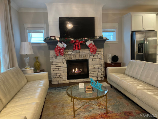 140 Avenue Of The Orchards Avenue