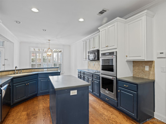 9431 Craftsman Place