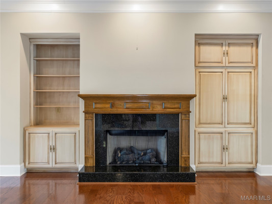 6311 Charles Towne Square