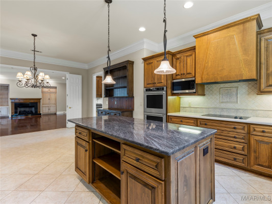 6311 Charles Towne Square