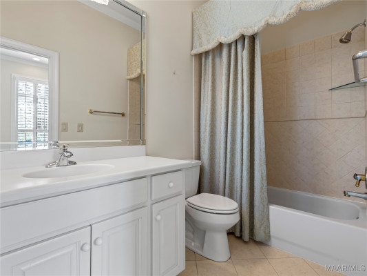 6311 Charles Towne Square