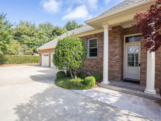 6311 Charles Towne Square