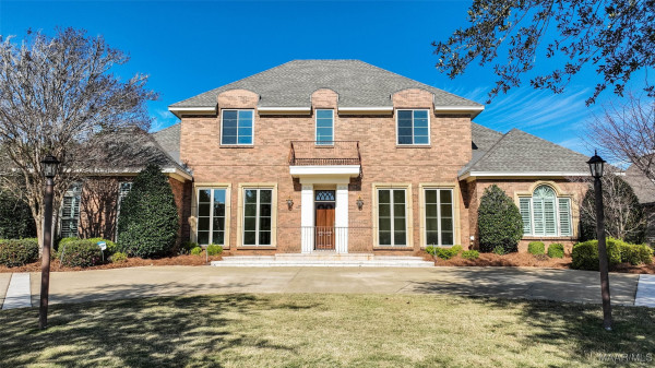 6311 Charles Towne Square