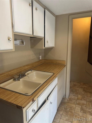 5917 SINGLETON Street