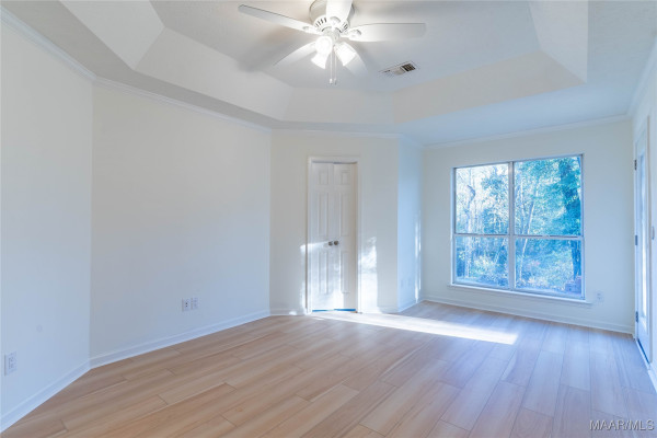 439 High Ridge