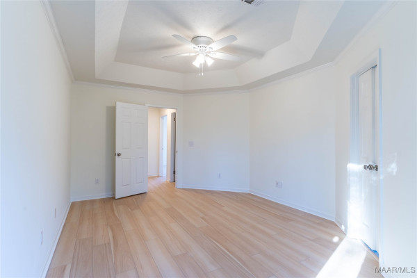 439 High Ridge