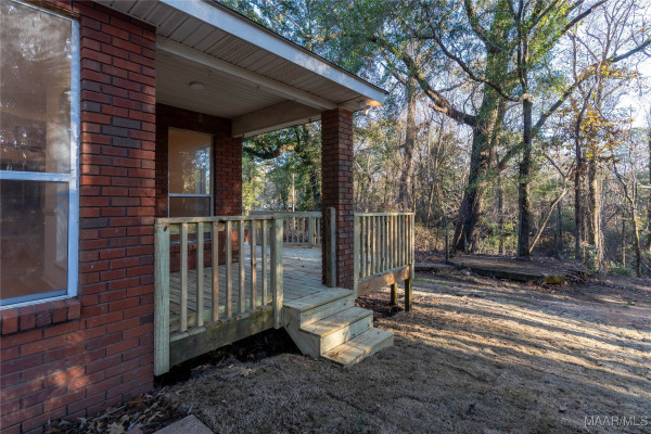 439 High Ridge