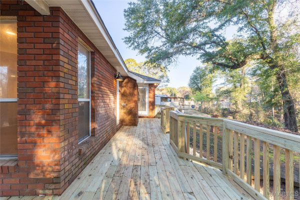 439 High Ridge