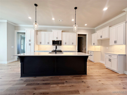 200 Mountain Laurel Ridge