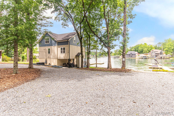 310 Fern Road