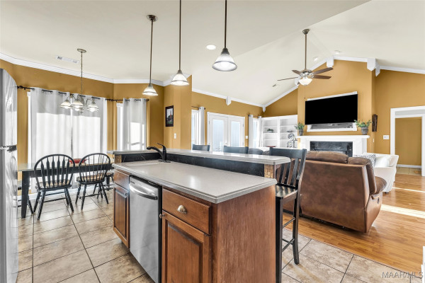 418 Flatwood Spur