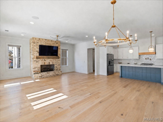 121 Hillbrook Drive
