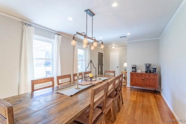 3855 MARIE COOK Drive