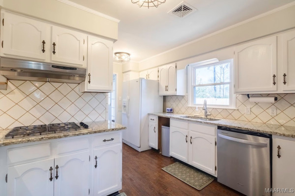 3855 MARIE COOK Drive