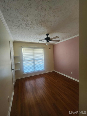 1715 FORMOSA Court