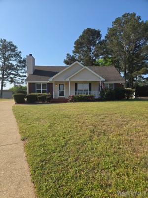 1715 FORMOSA Court