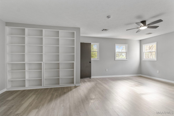 1110 Deramus Court