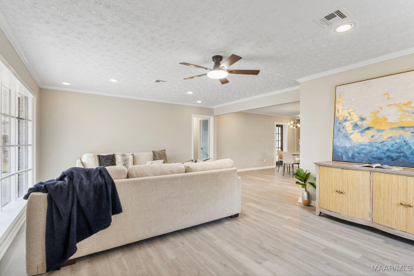 1110 Deramus Court