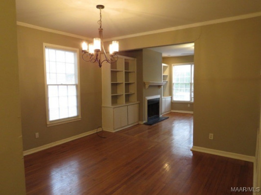 1100 WOODWARD Avenue