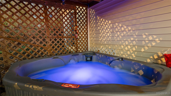 580 Lake Shore Drive