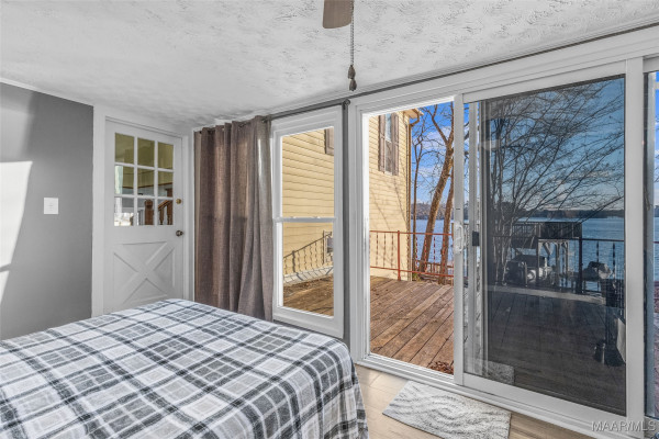 580 Lake Shore Drive