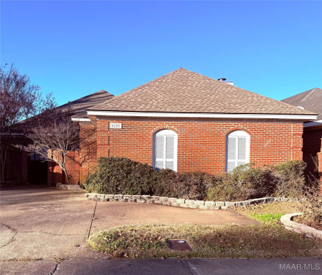 6121 Bell Road Manor